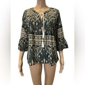 Skies are Blue Women's Paisley Print Top - Green and Cream size XS